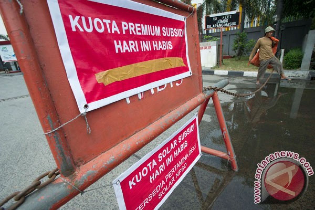 Masyarakat harus pahami tingginya harga minyak