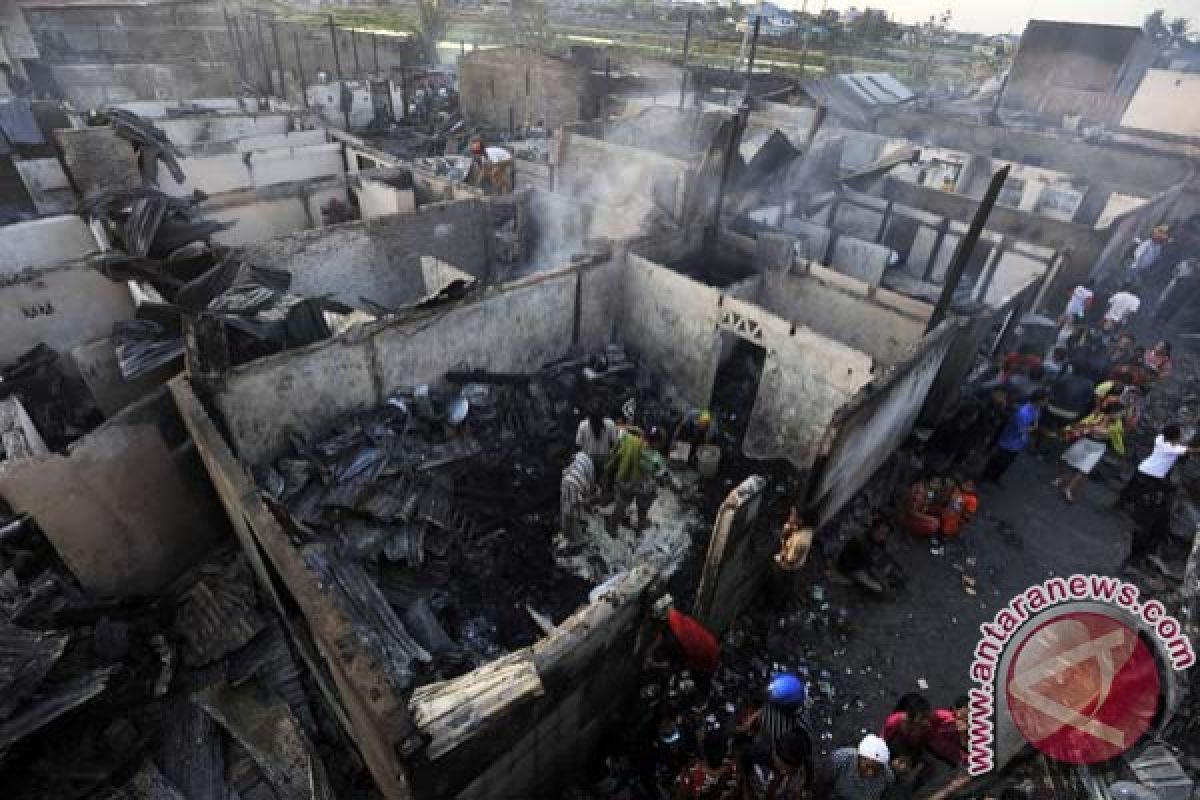 Kebakaran haguskan 200 rumah di Makassar