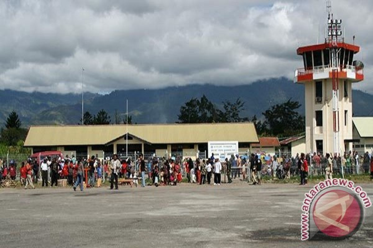 Jayawijaya Dirgantara Air tergelincir di Bandara Wamena