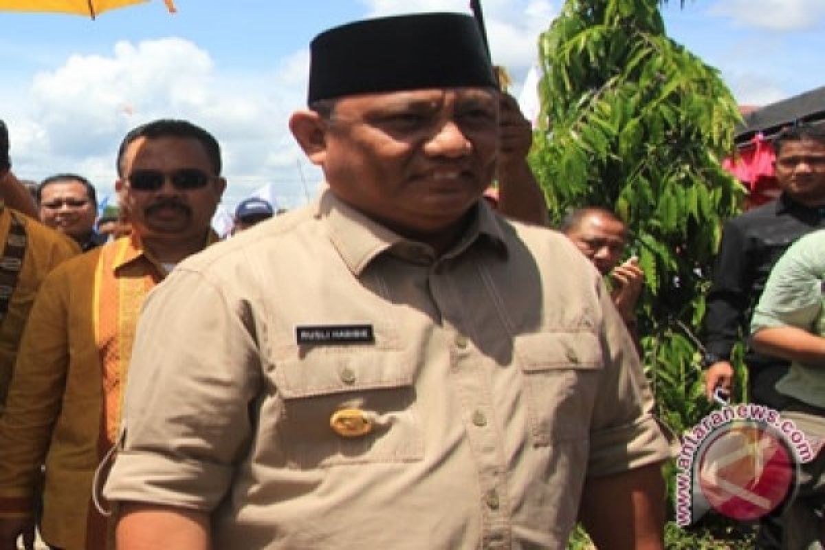 Gubernur Gorontalo Sidak Penambangan Liar
