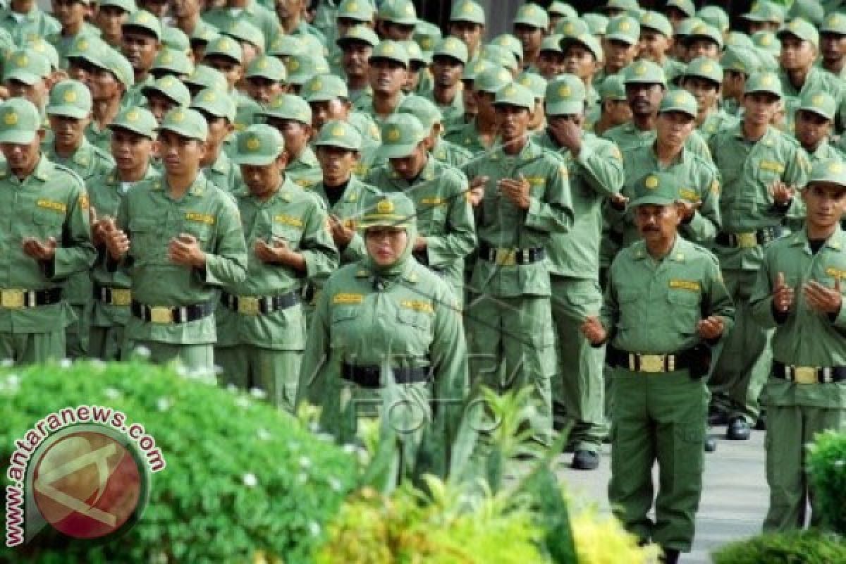 Ribuan Linmas Bekasi pertanyakan keterlambatan dana insentif