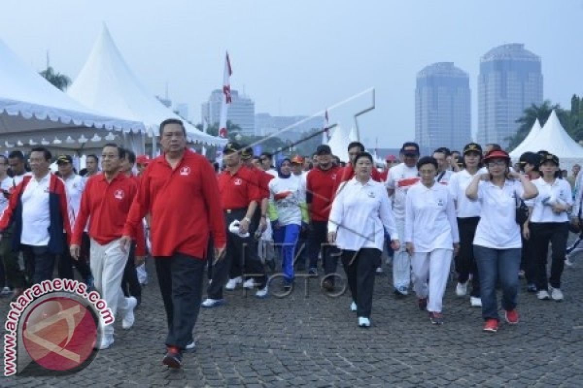 Presiden Lepas Ribuan Peserta Independence Day Run