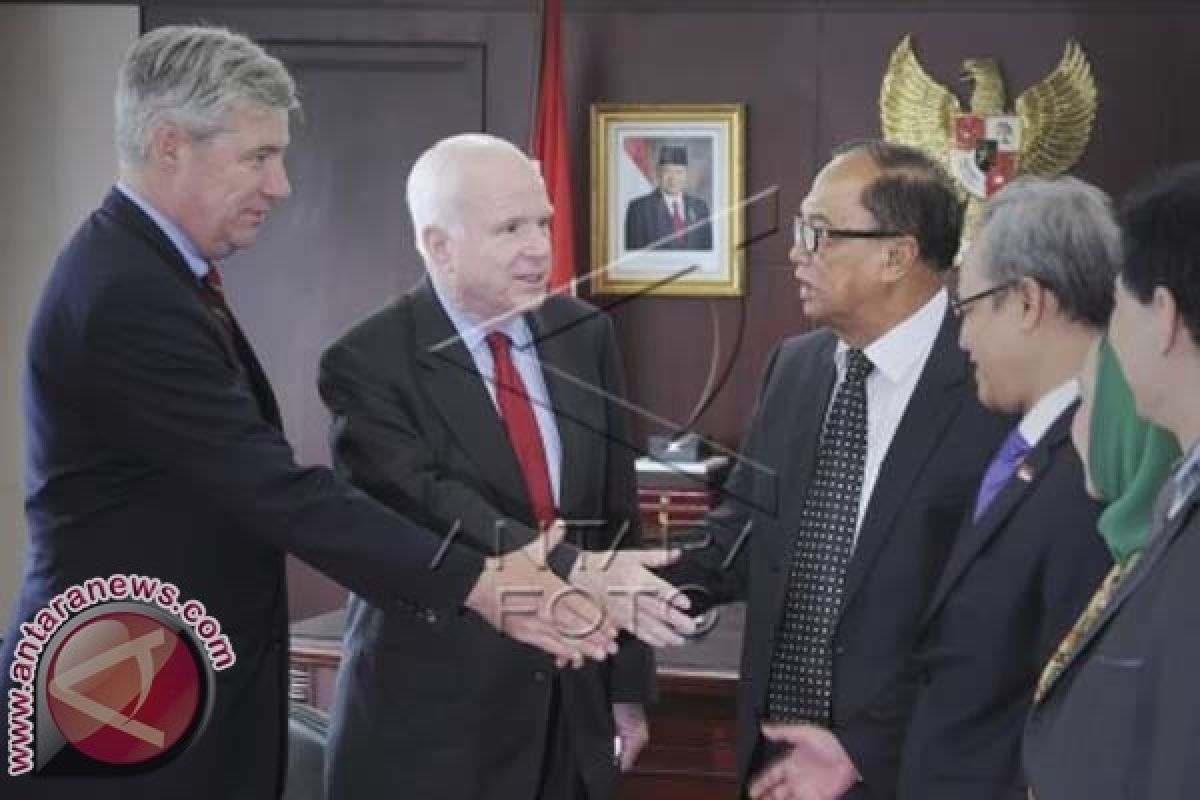 Pimpinan MPR Terima Mantan Capres AS John McCain