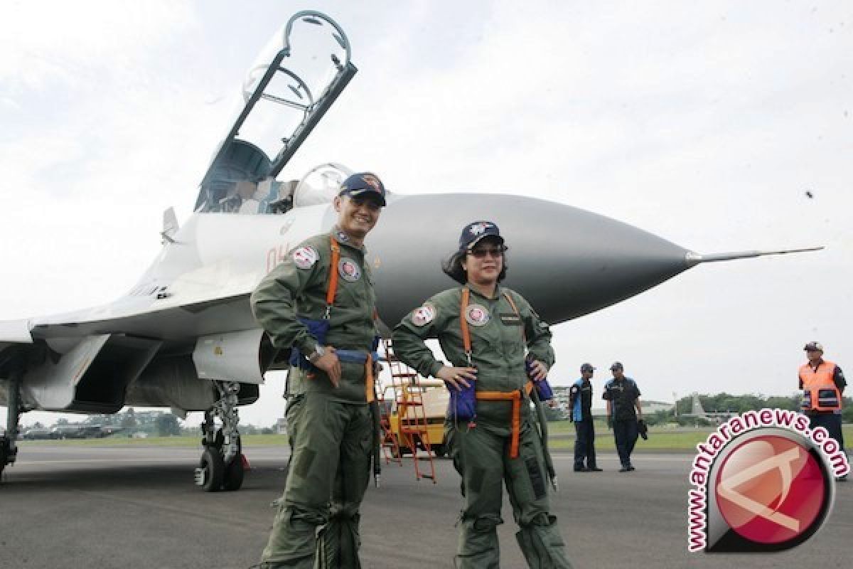 Tiga pesawat tempur Sukhoi perkuat latihan perkasa