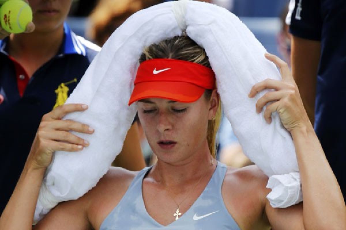 Sharapova susul Serena Williams ke WTA Finals