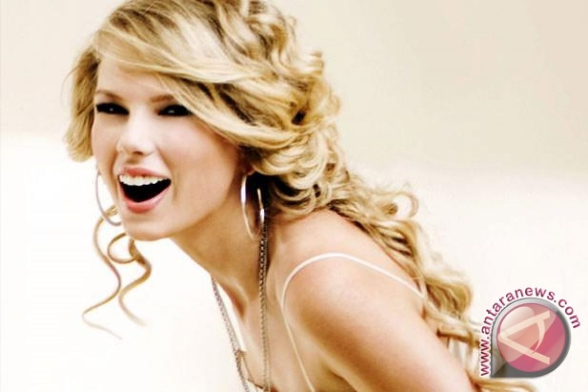  Taylor Swift Jadi Mentor Tamu 