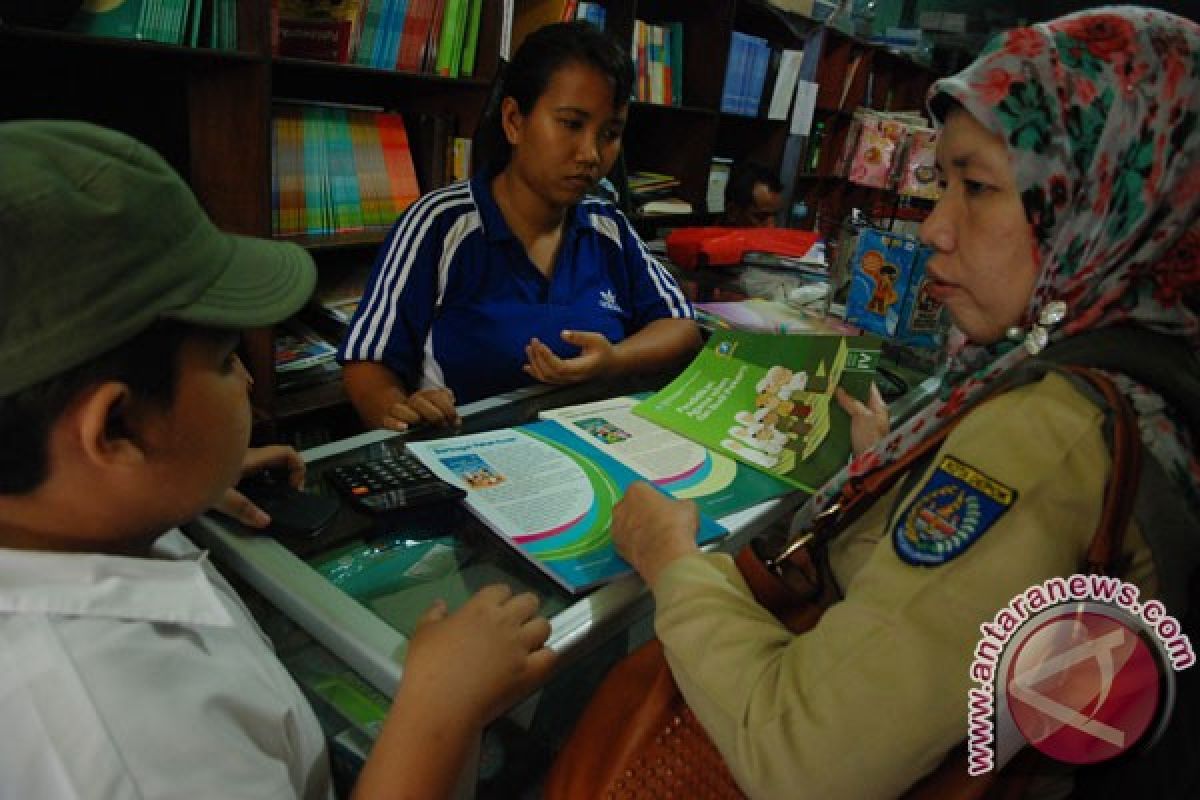 Wamendikbud bantah buku hambat implementasi kurikulum