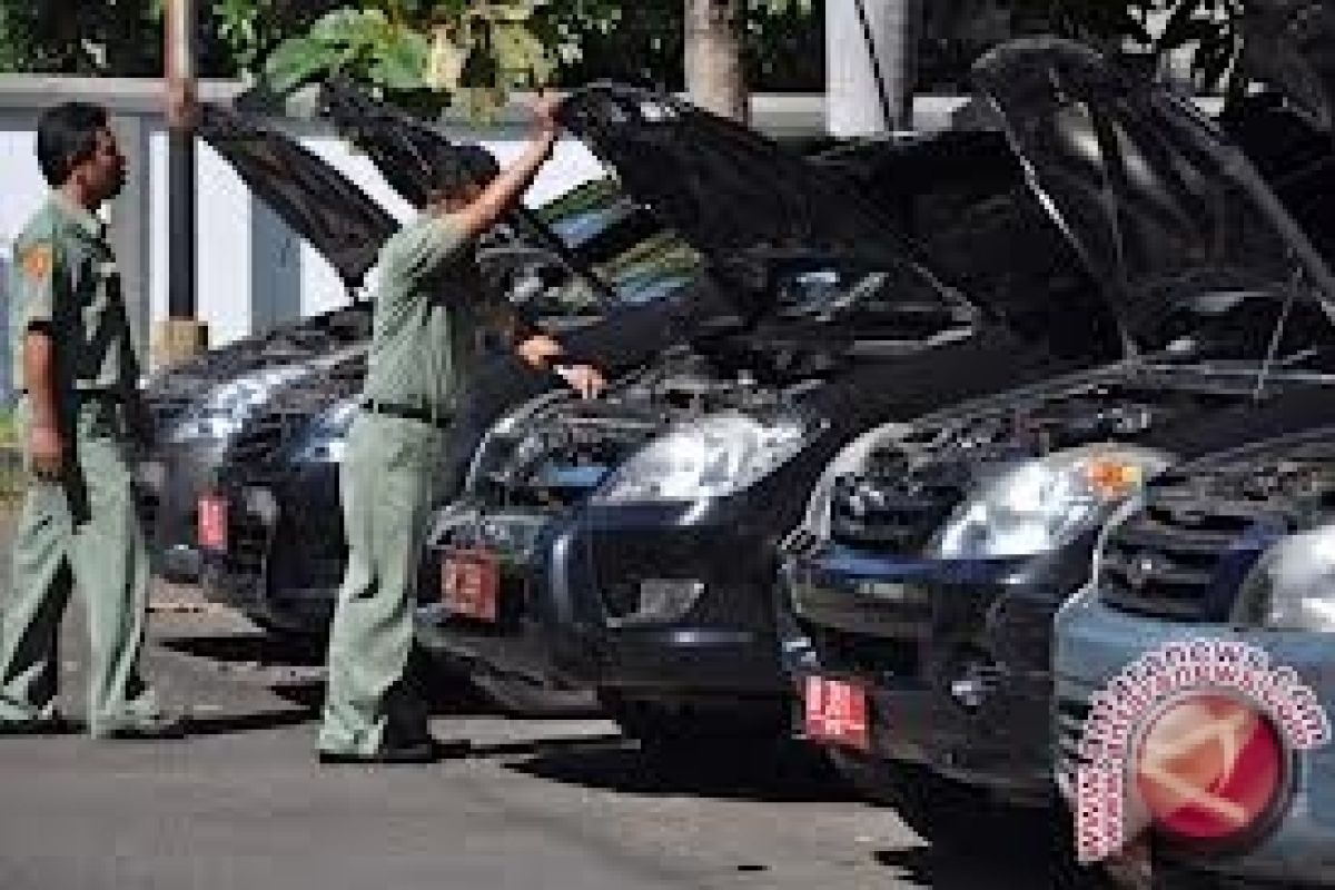 Sebagian Mobil Dinas DPRD Sulteng Belum Dikembalikan 