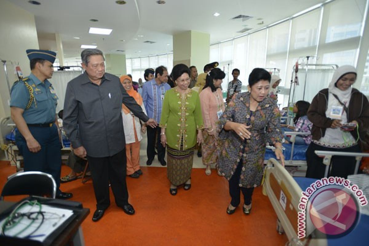 President Yudhoyono inaugurates RSCM`s maternal and child health center