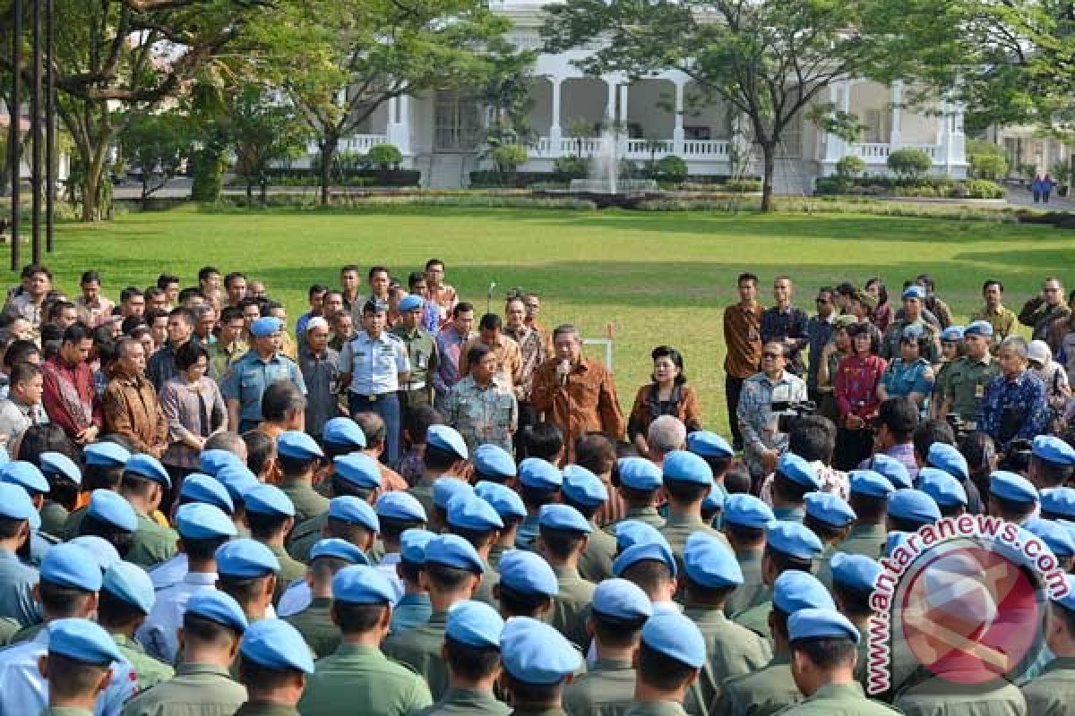 Presiden sampaikan salam perpisahan kepada pegawai istana