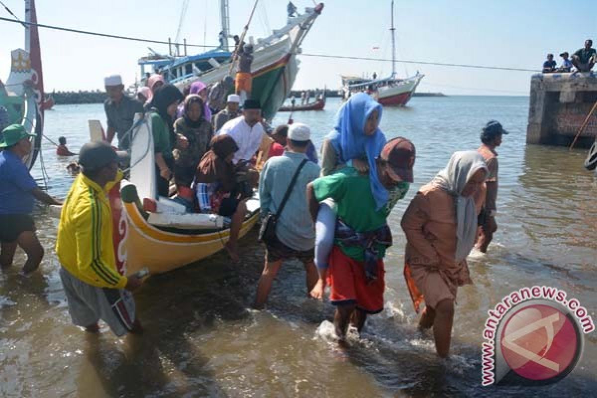 Calhaj Kalbar kedapatan bawa uang Rp200 juta