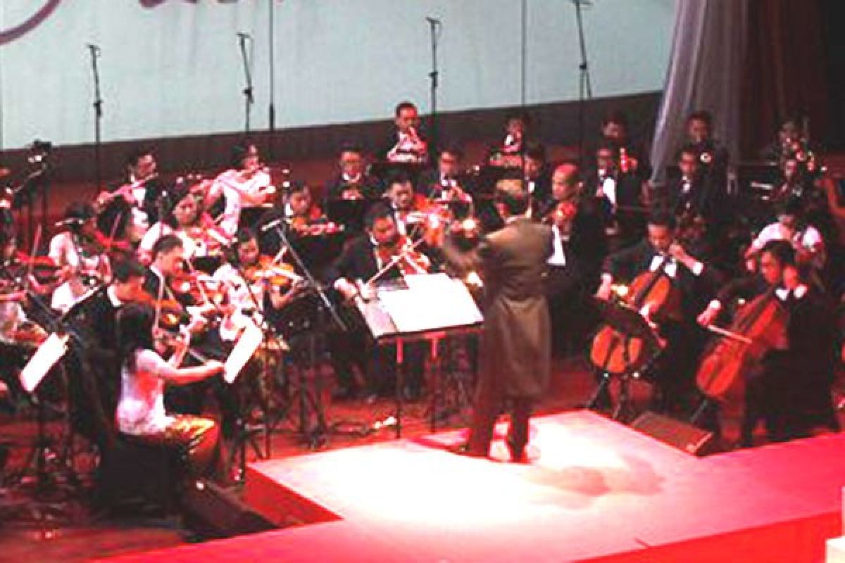 Konser Simfoni Untuk Bangsa 2014 pukau penonton