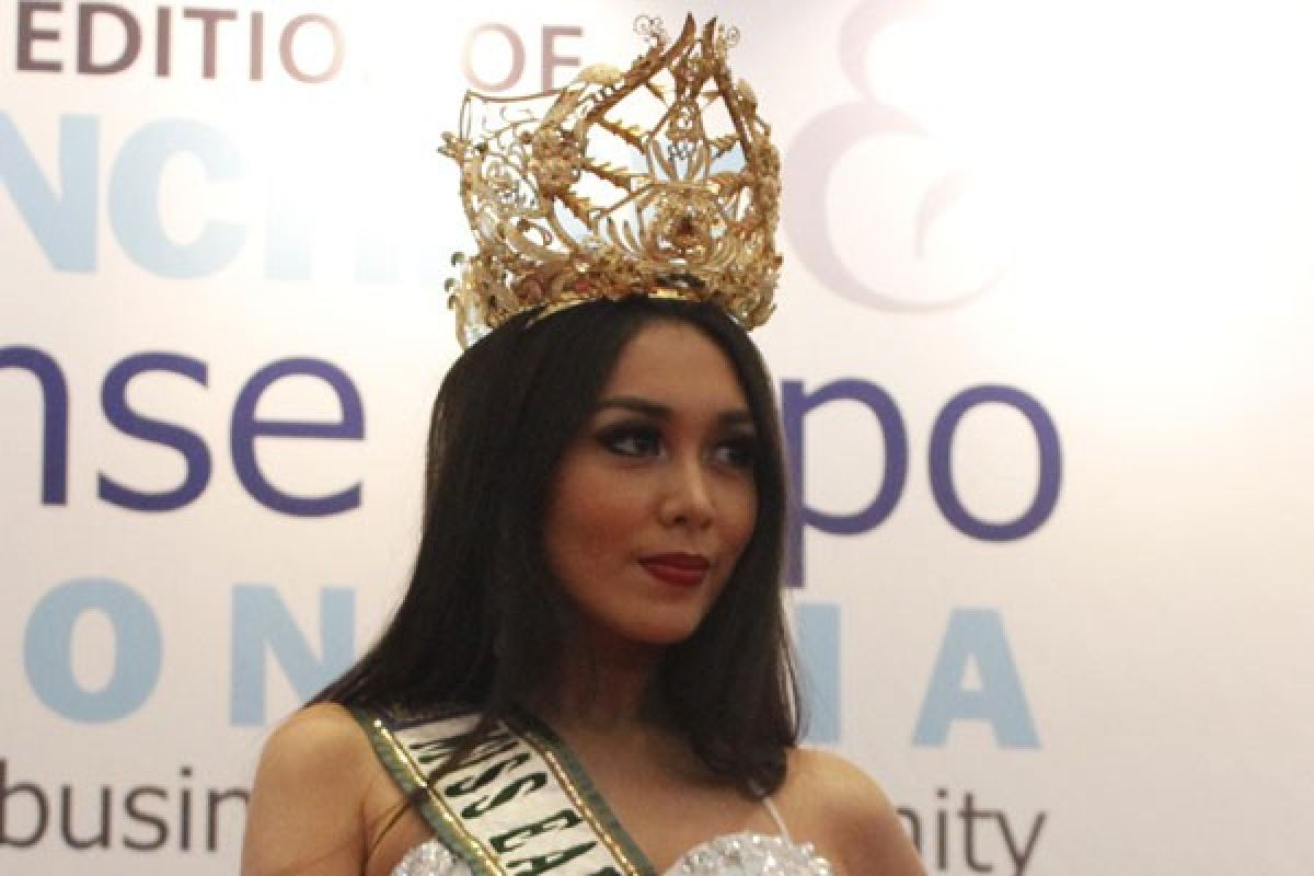 Miss Earth Annisa Ananda serukan fashion ramah lingkungan
