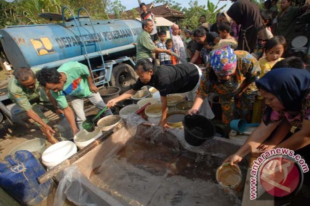 Ribuan warga di Banjarnegara kesulitan air bersih