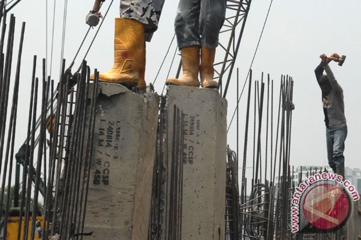 BNPB warns Jakartans about peak flooding in mid-January