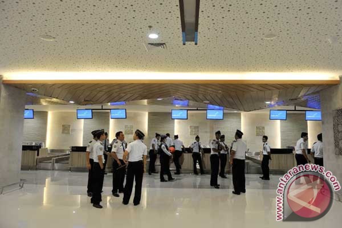 Loket imigrasi di Bandara Ngurah Rai ditambah
