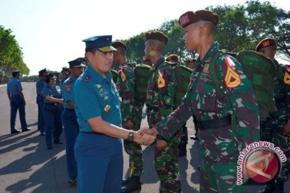 Taruna AAL Surabaya Kunjungi Kota Palu