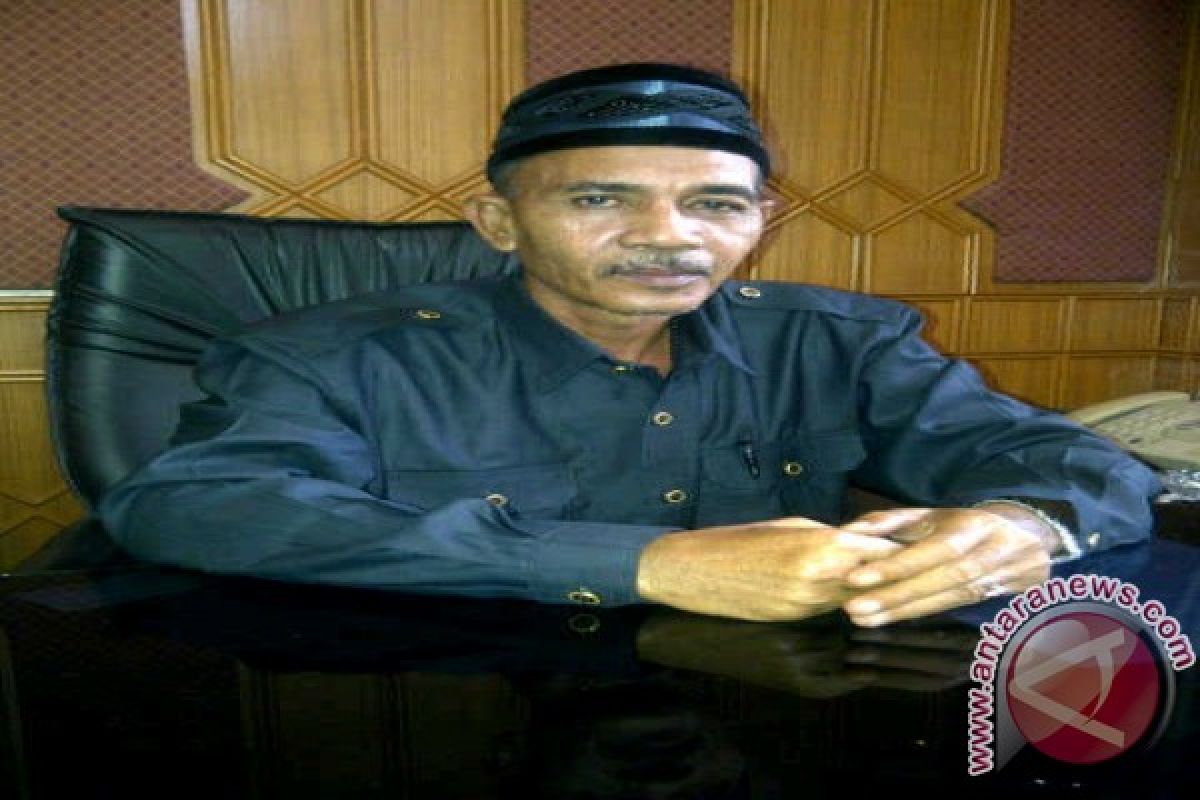 Ketua DPRK Aceh Selatan Janji Akan Tutup Paksa PT Asdal