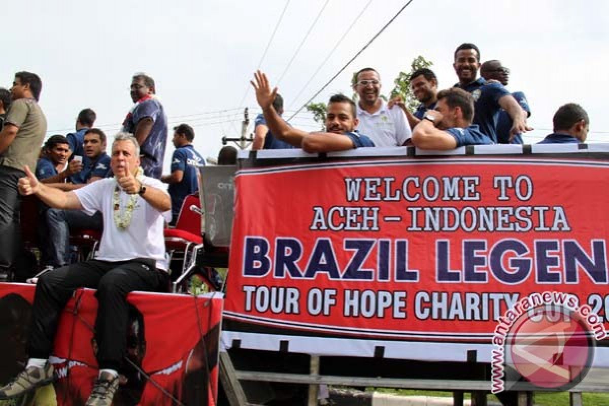 Legenda Brasil vs Atjeh All Star di Stadion Harapan Bangsa