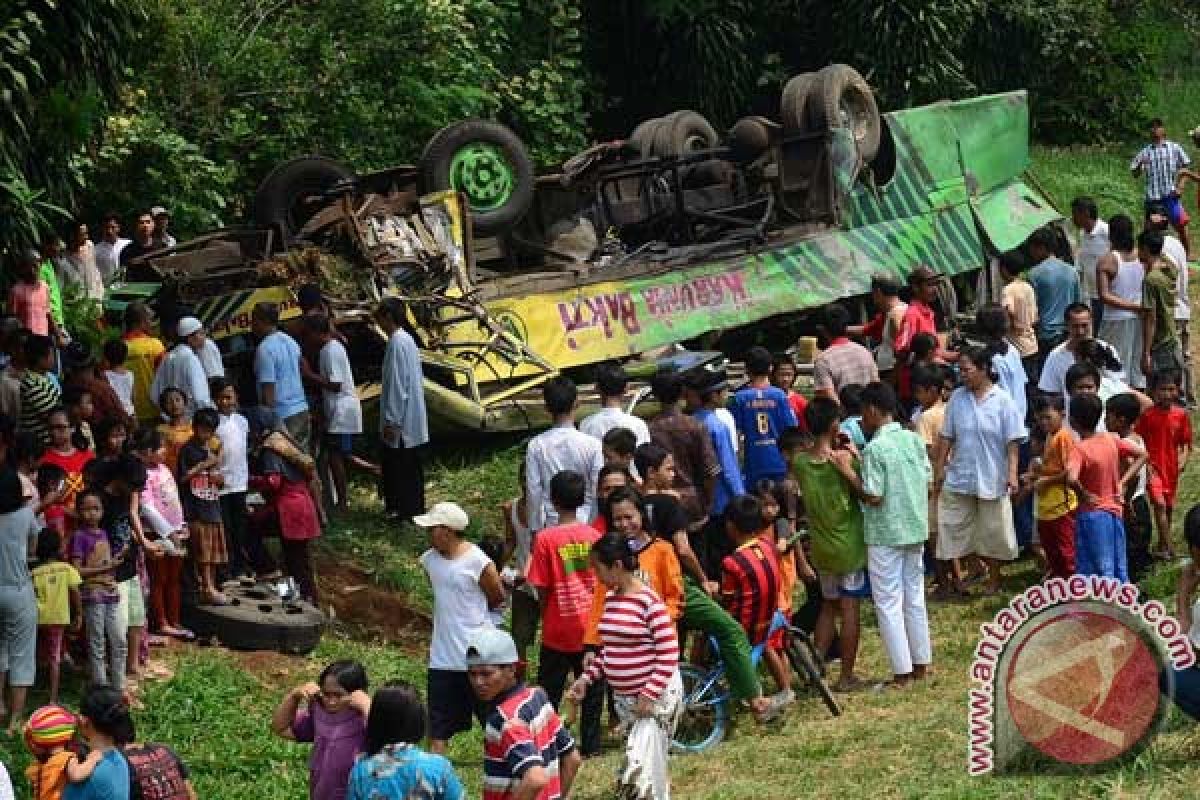 Polisi selidiki kecelakaan maut di km 26.500 Tol Jagorawi