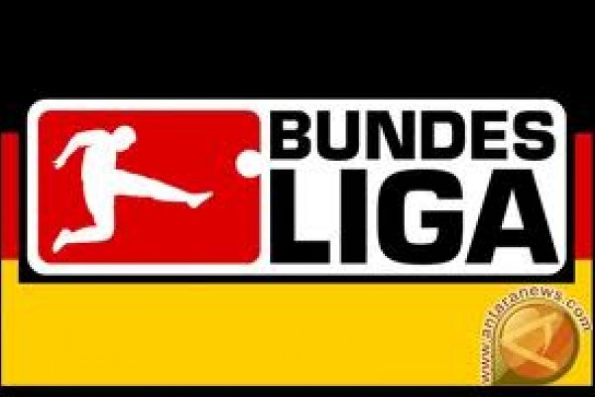 Pemain Dambaan AC Milan Milik Dortmund "Hatrrick" Hancurkan Gladbach di Bundesliga