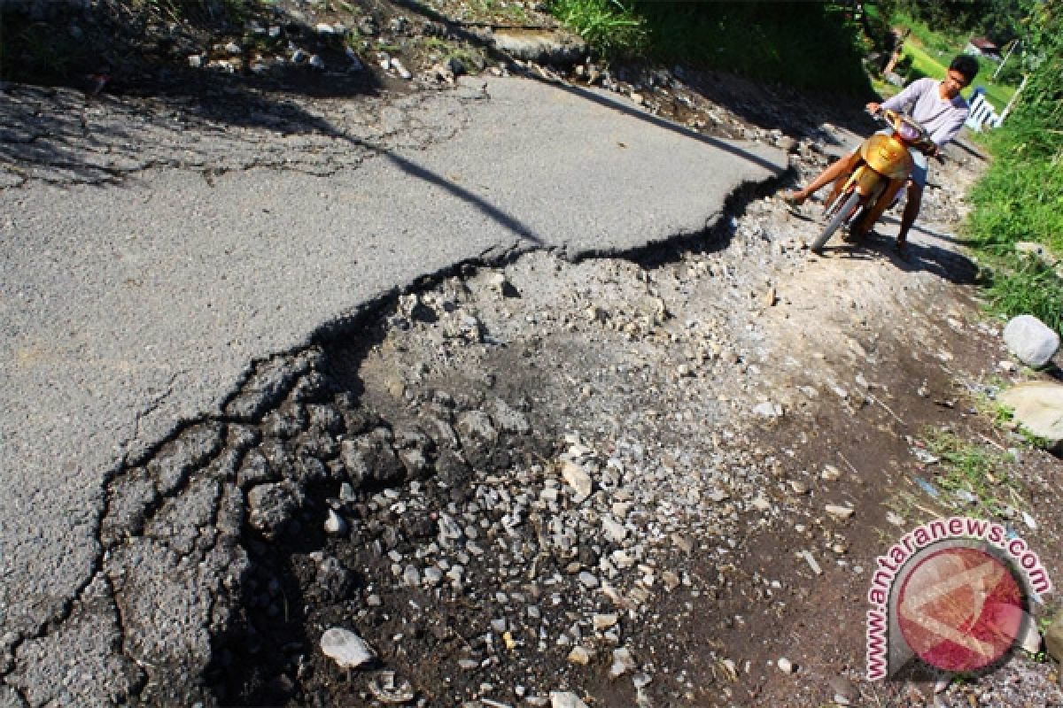 Perbaikan Jalan Dalam Kota Ini Dinilai Mendesak, Ada Apa?