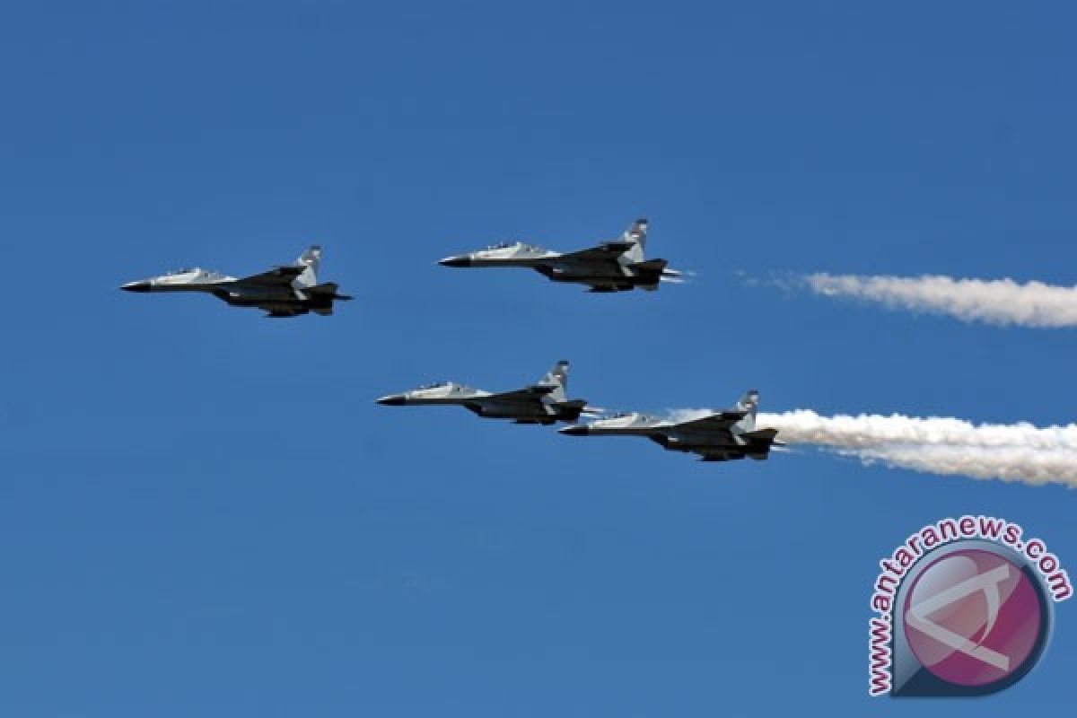 Lagi, Sukhoi Su-27/30MKI paksa mendarat pesawat terbang Singapura