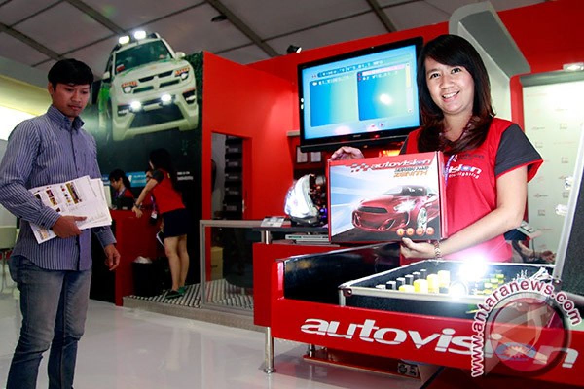 Autovision perkenalkan HID dan LED terbaru