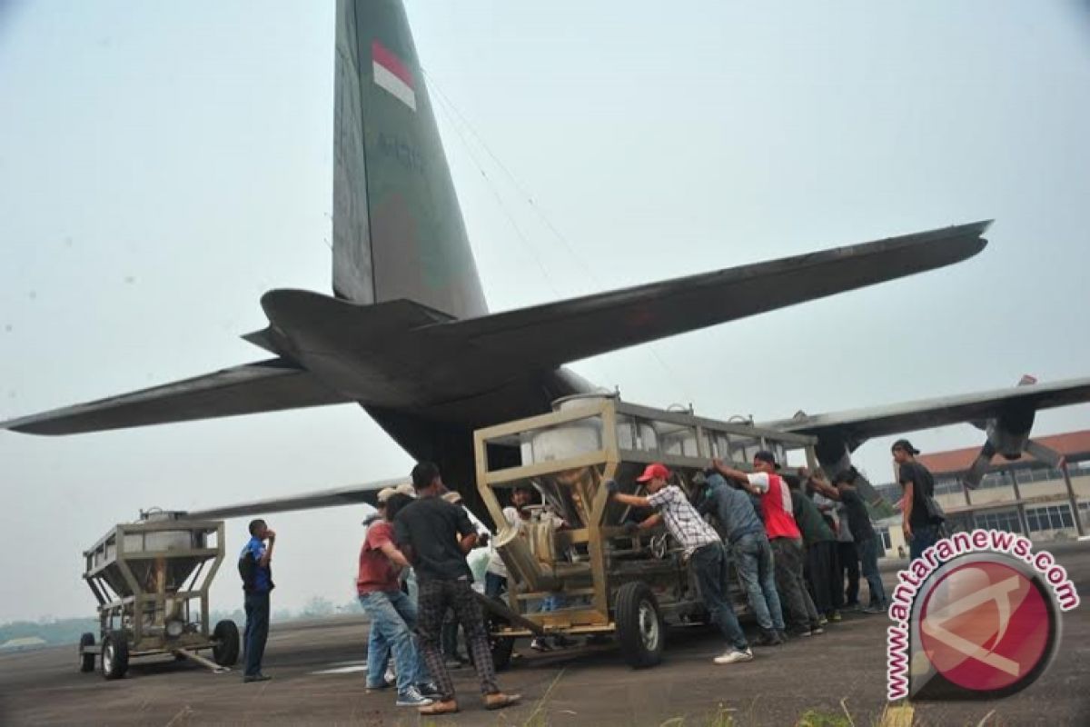 Jarak pandang Bandara Palembang terganggu kabut asap