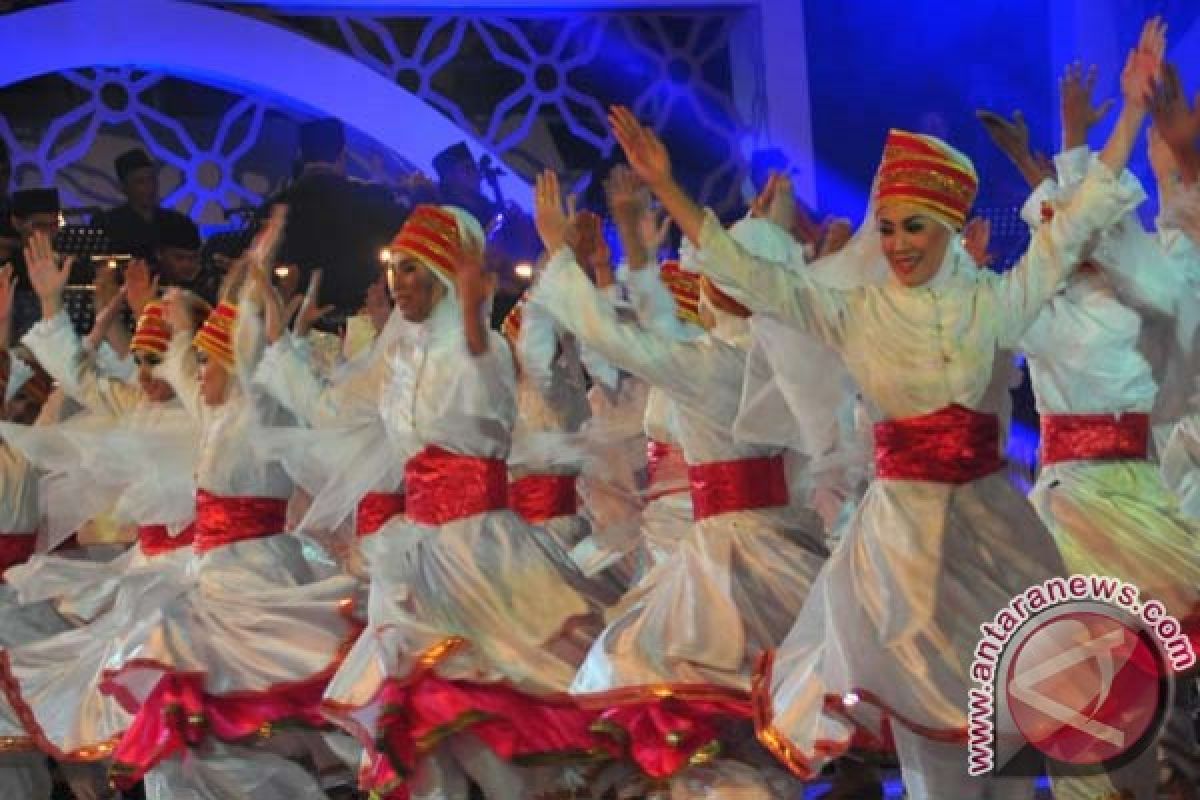 Pertunjukan budaya meriahkan pembukaan Festival Sriwijaya