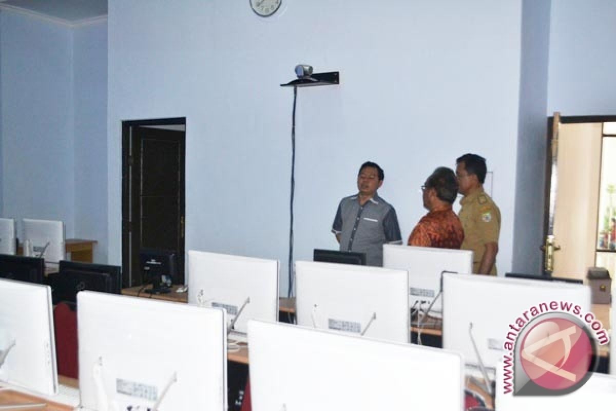 Pemprov Bengkulu minta kabupaten disiplin  soal pendaftaran CPNS