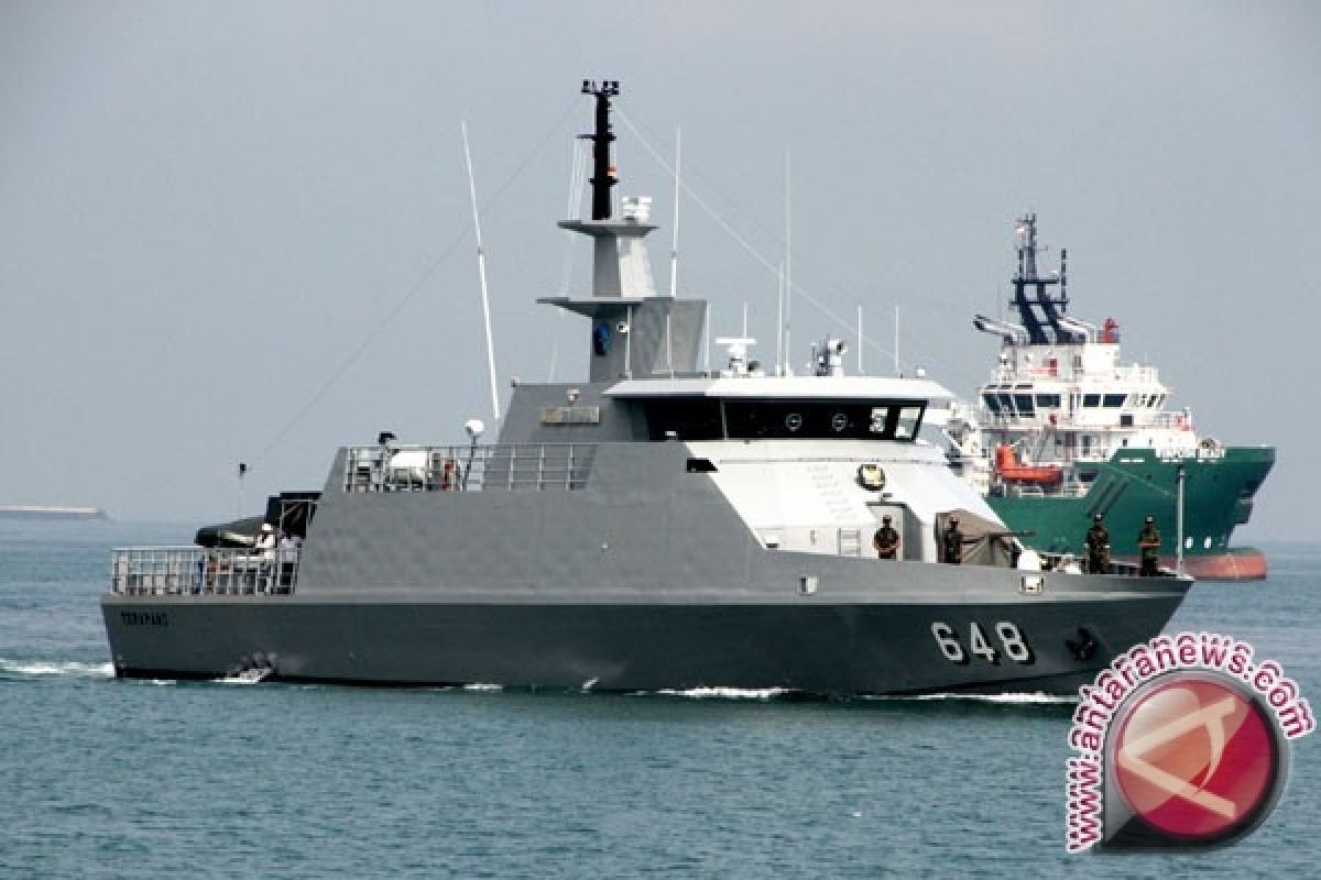 Lima Kapal Perang Buatan Indonesia Diresmikan