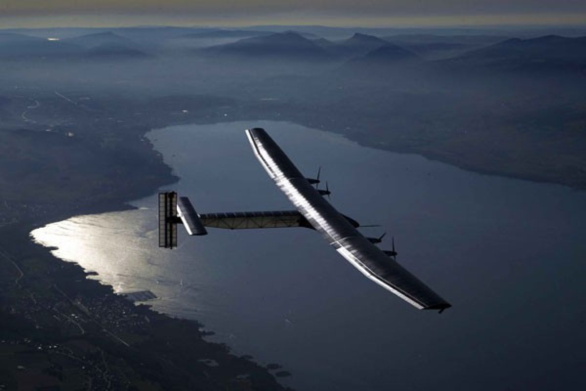 Solar Impulse 2 pecahkan rekor terbang pesawat non-BBM