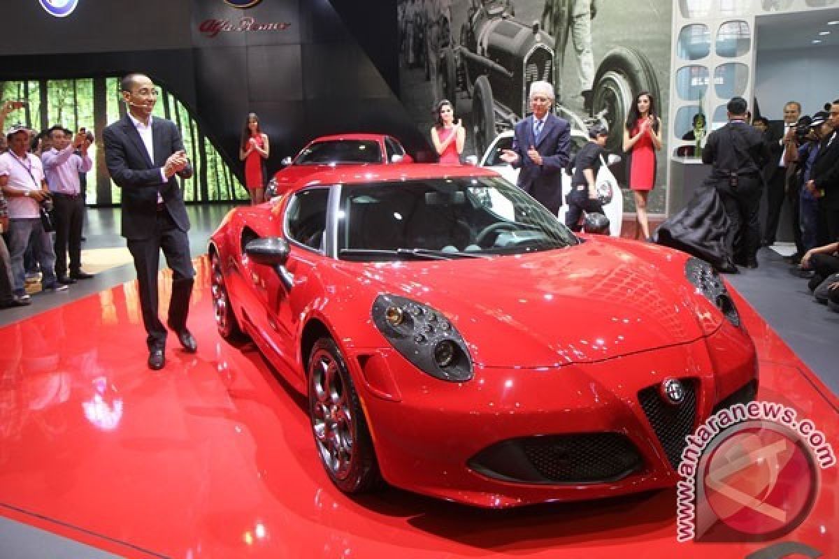Kehadiran Alfa Romeo Segmen Premium Supercar di Indonesia