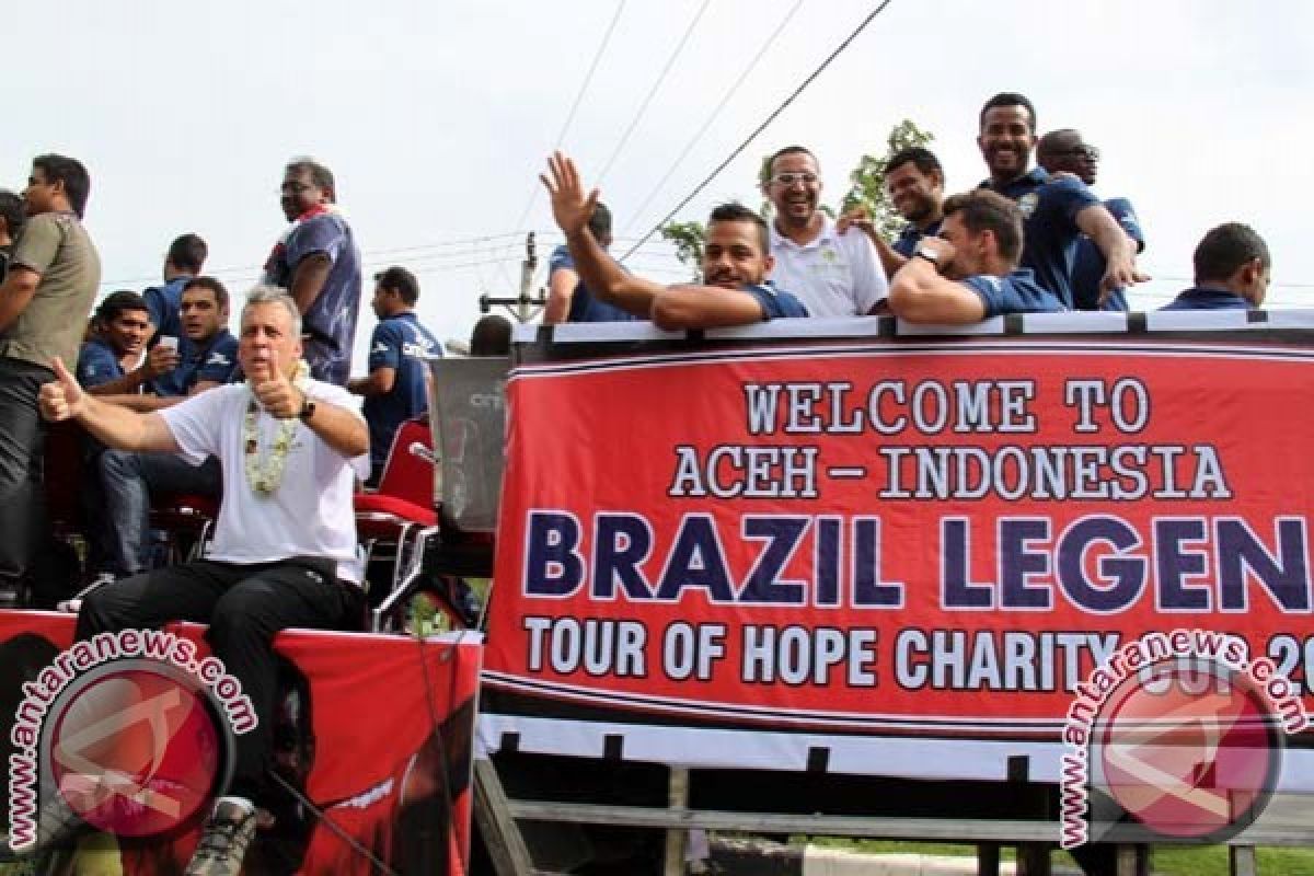 Legenda Brasil vs Atjeh All Star di Stadion Harapan Bangsa