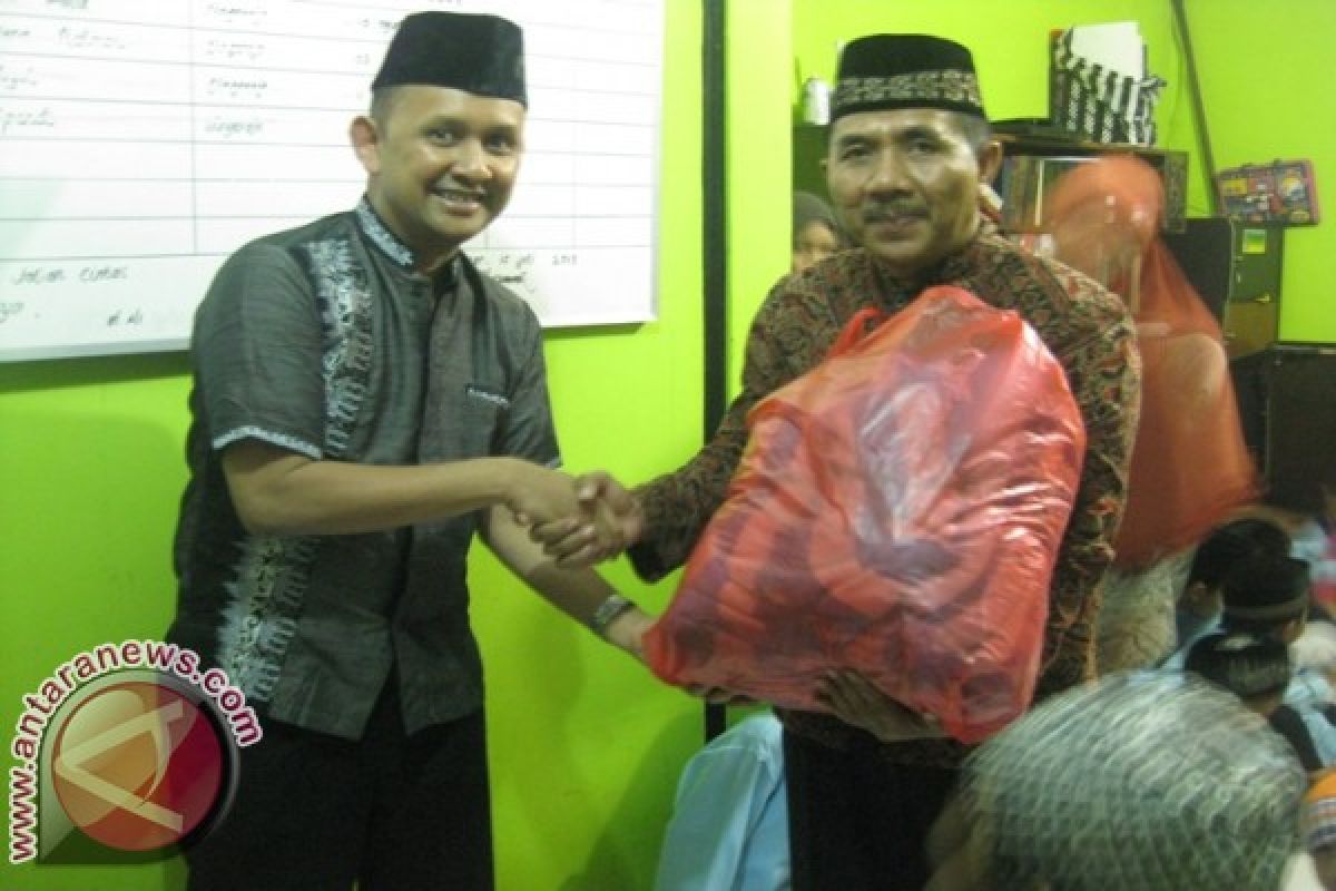 Grand Istana Rama Salurkan Bantuan Yatim 