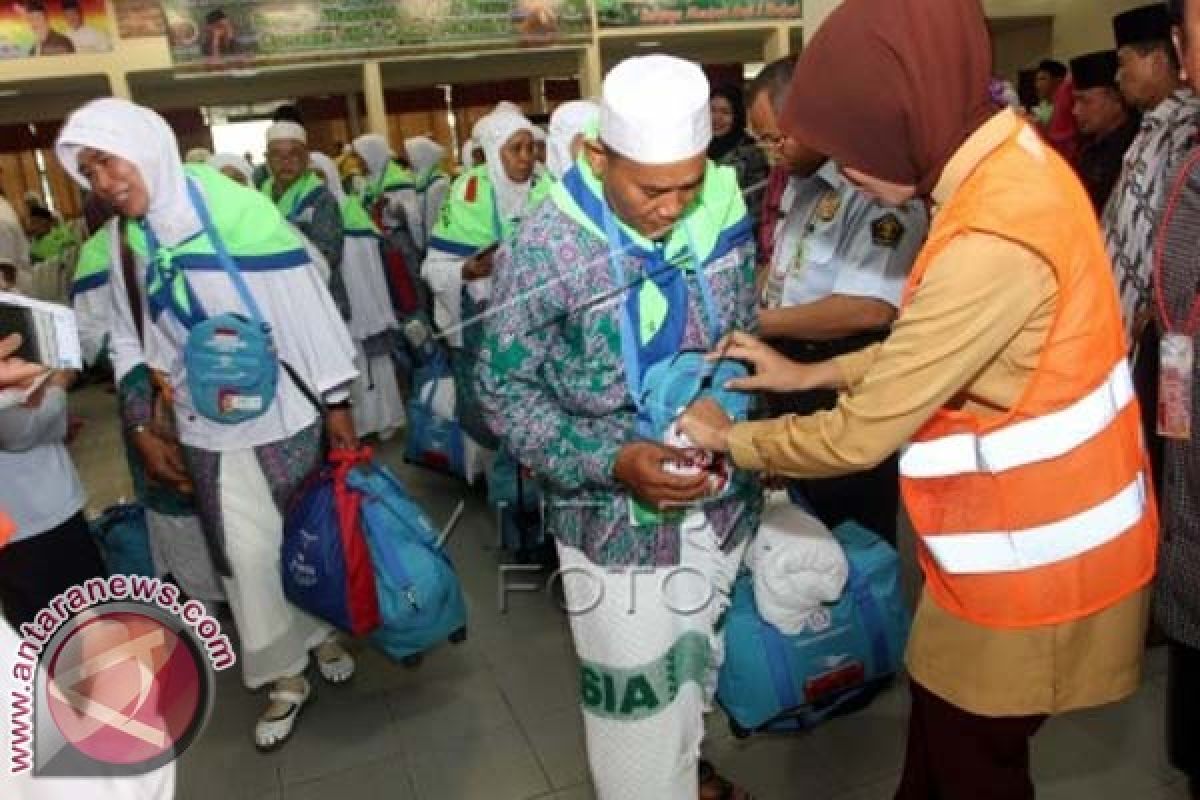 Haji - Kloter Gabungan Tiga Daerah Dilepas di Sudiang 