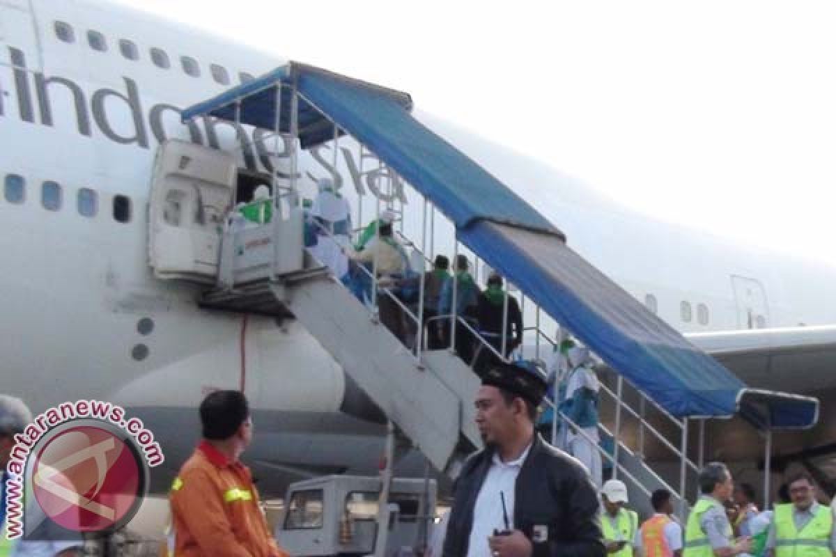 Garuda Indonesia Tambah Penerbangan Umroh 