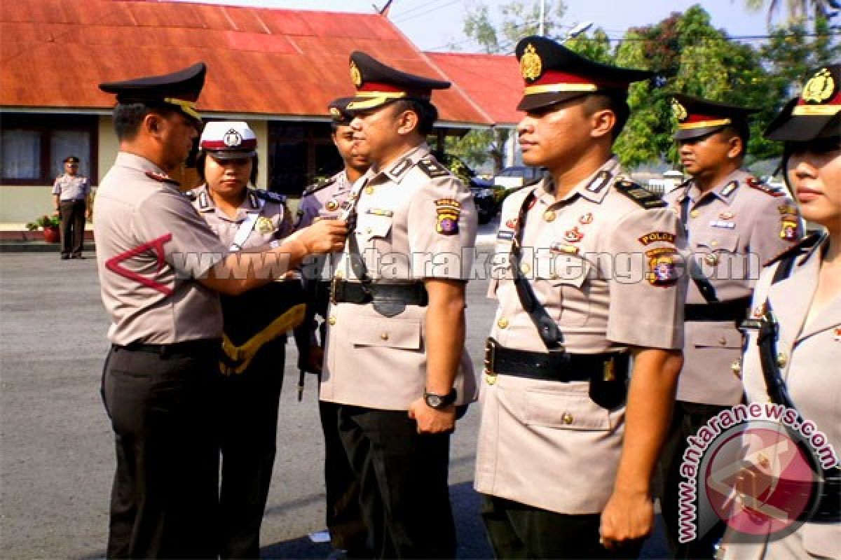 Kegiatan Sertijab Kapolres Barsel 