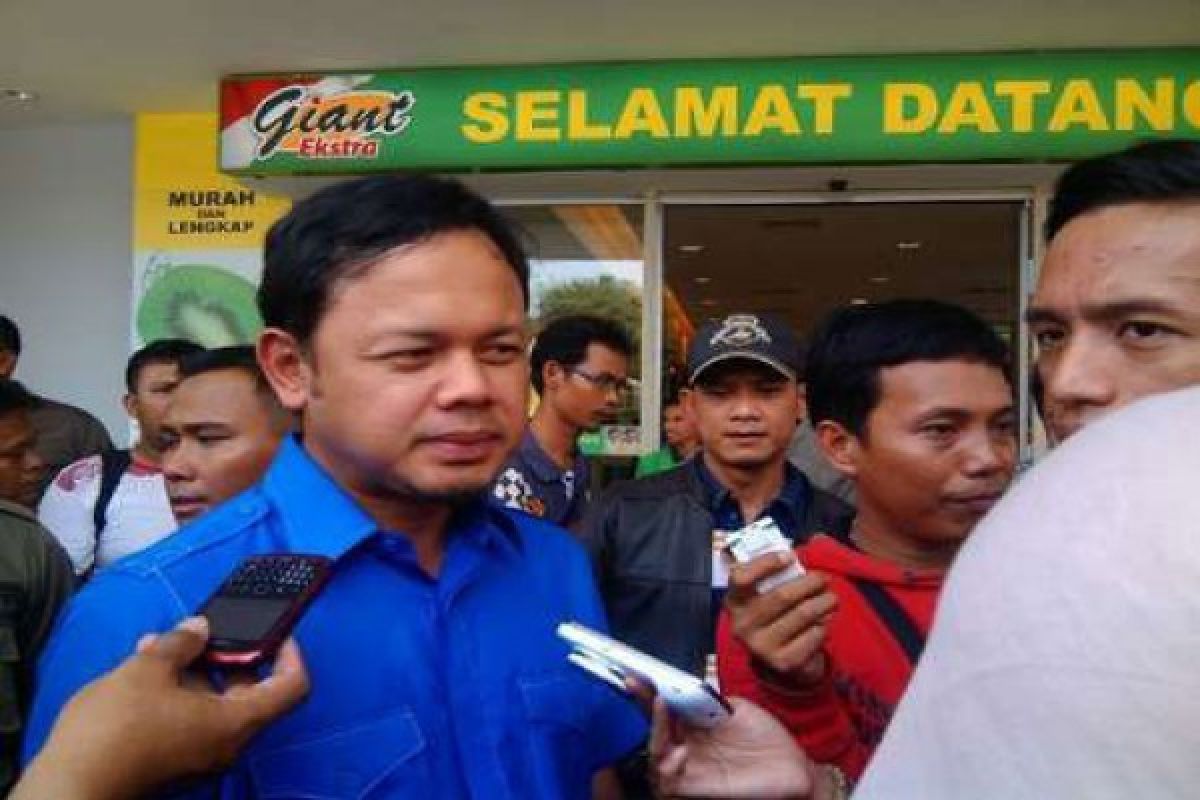 Pemkot Bogor tutup paksa swalayan tidak berizin