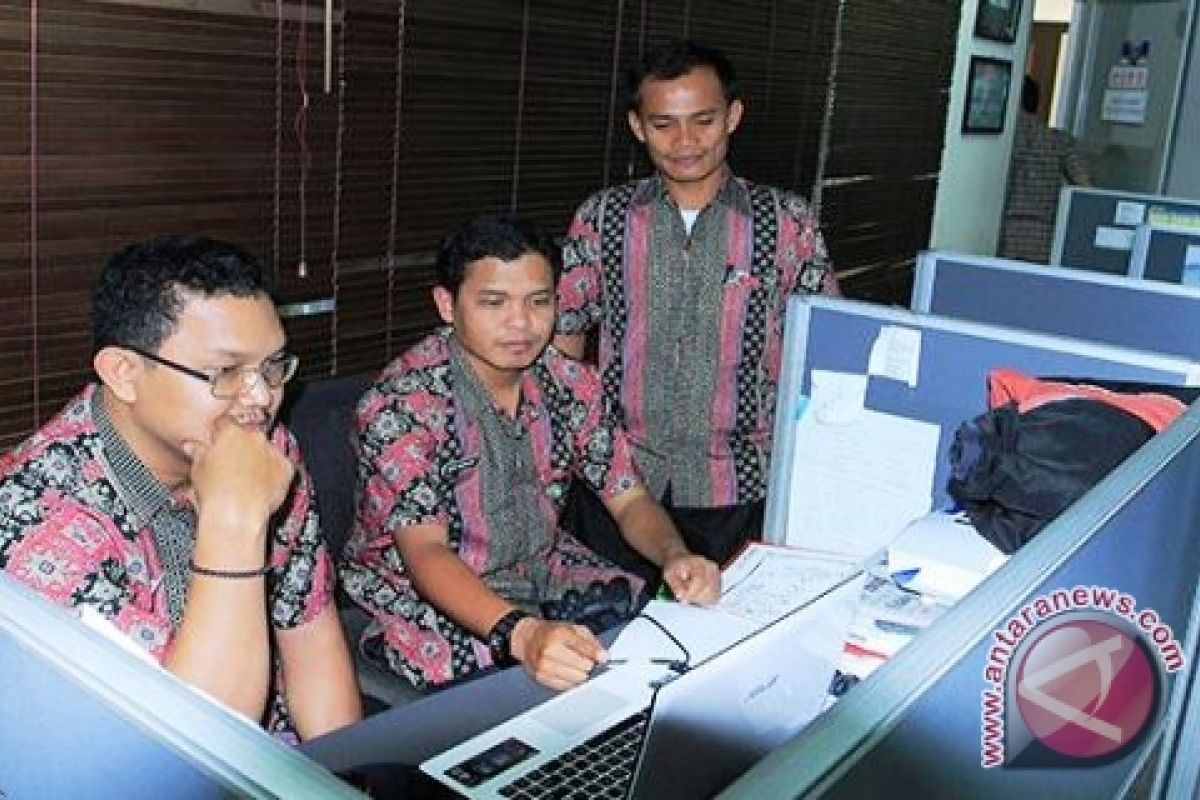 Perajin Muba manfaatkan Hari Batik promosikan produk