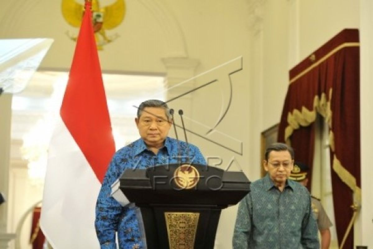 Presiden SBY Tandatangani 2 Perppu Terkait Pilkada