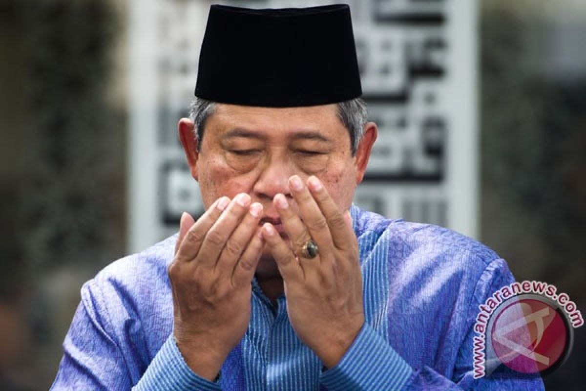 SBY doakan almarhum Sulistyo