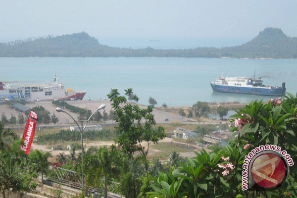 ASDP Bakauheni seberangkan 46.483 penumpang dari Sumatera ke Pulau Jawa