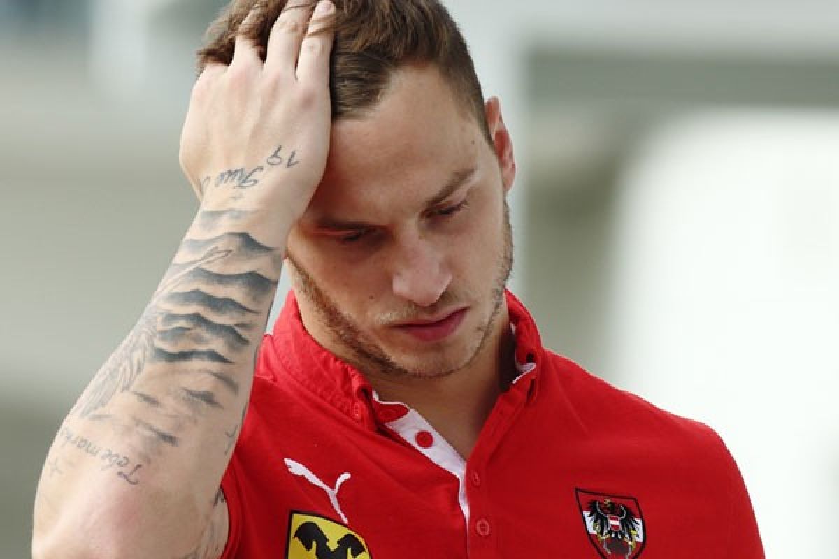 Hughes berharap Arnautovic bertahan di Stoke