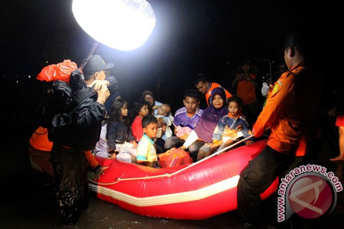 Kabupaten Aceh barat dilanda banjir