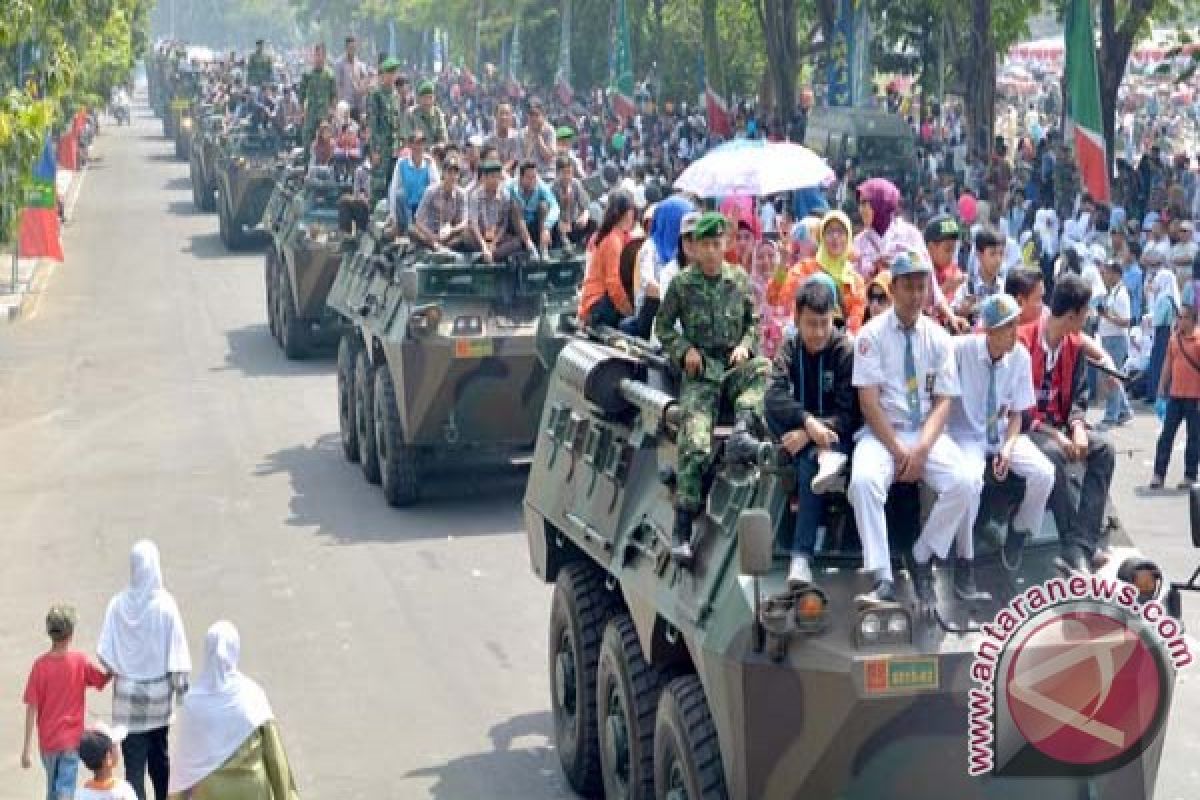 Pengamat: Jokowi harus perkuat TNI AL