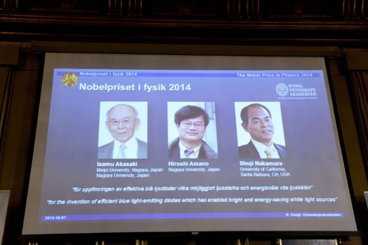 Nobel Fisika diberikan ke penemu lampu hemat energi