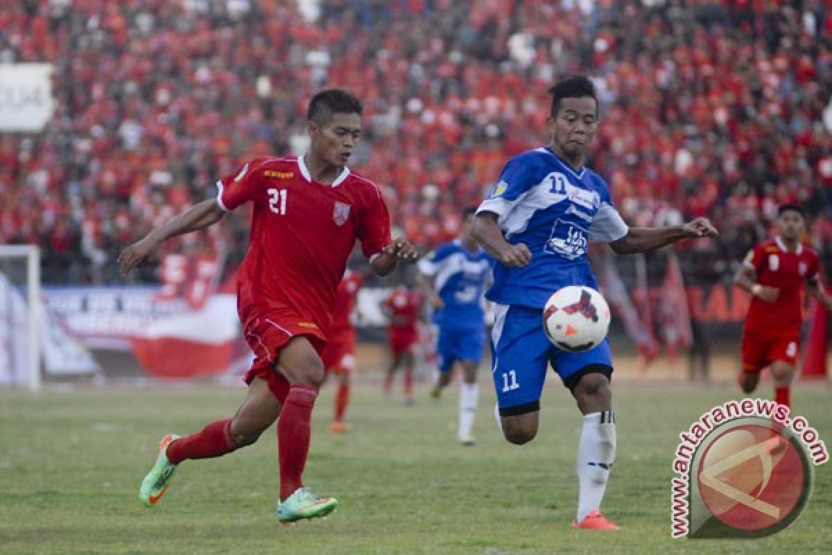 Tiga pemain pilar Persis absen lawan PSCS