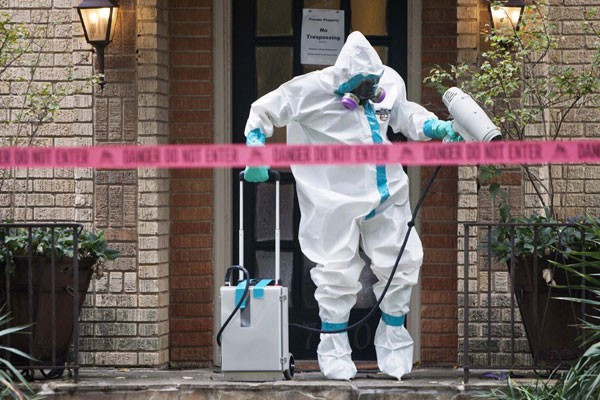 Bahaya Ebola tingkatkan permintaan alat pelindung tubuh